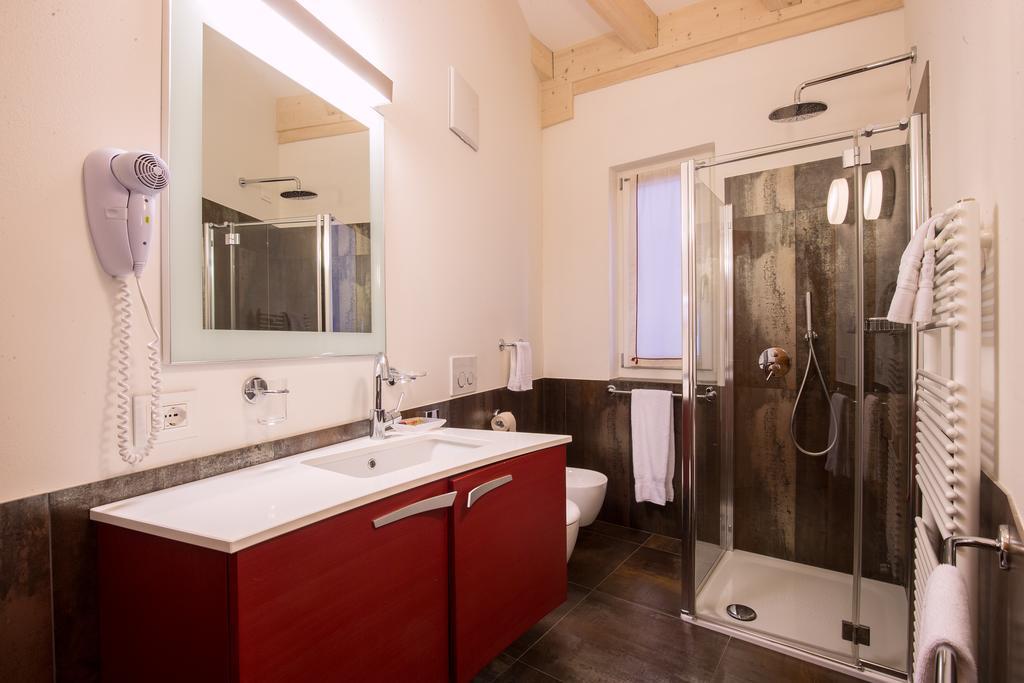 Hotel Al Cervo Тезеро Екстериор снимка