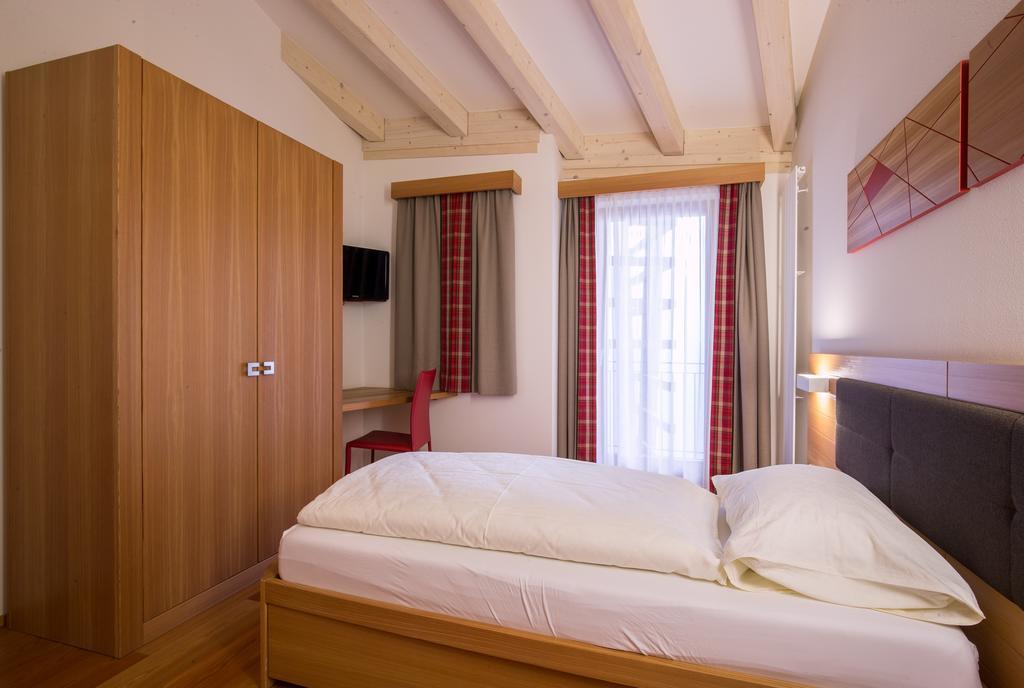 Hotel Al Cervo Тезеро Екстериор снимка